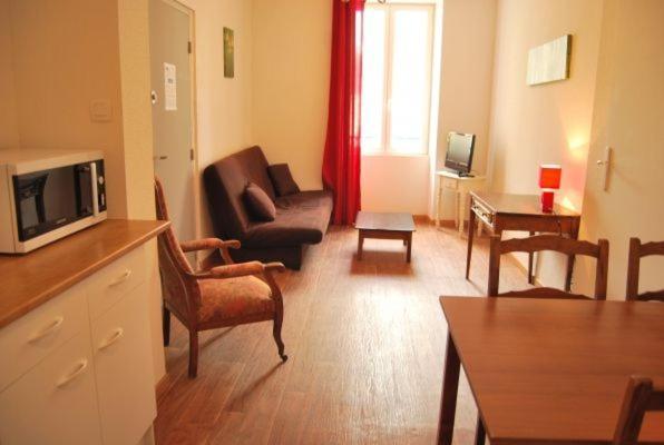 Residence Du Rhone Et Des Thermes Neris les Bains Bagian luar foto