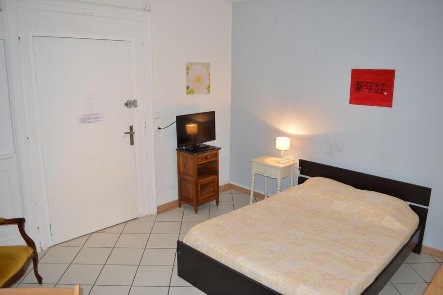 Residence Du Rhone Et Des Thermes Neris les Bains Bagian luar foto
